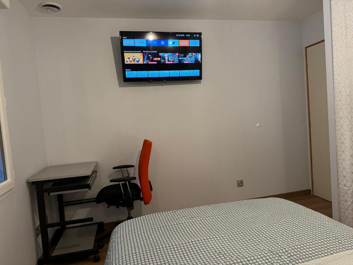 Chambre Privee/Climatisee+Tv /Petit Dejeuner Inclu/Tout Confort Nevers Extérieur photo