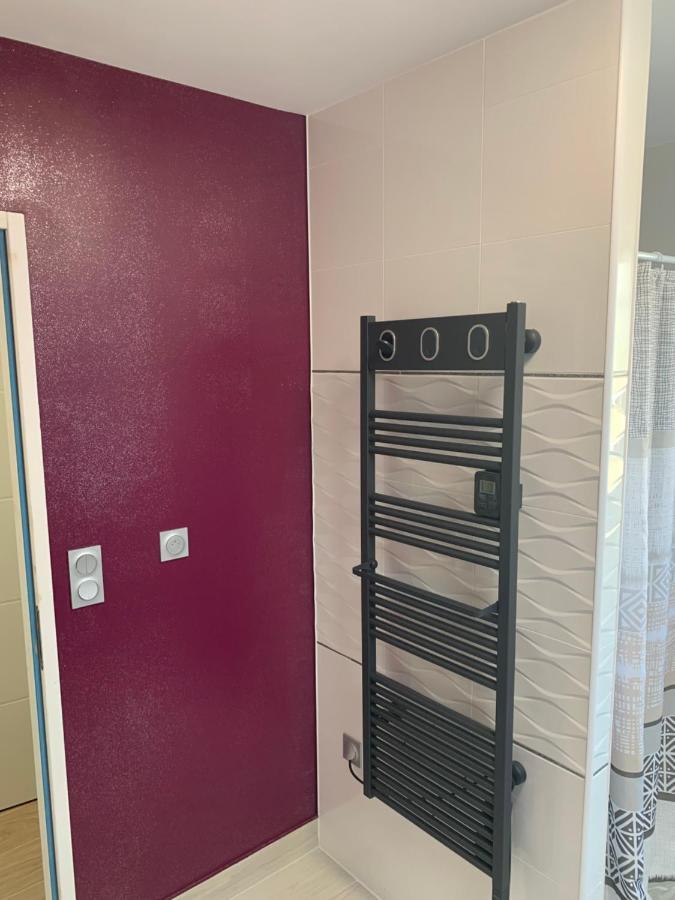 Chambre Privee/Climatisee+Tv /Petit Dejeuner Inclu/Tout Confort Nevers Extérieur photo