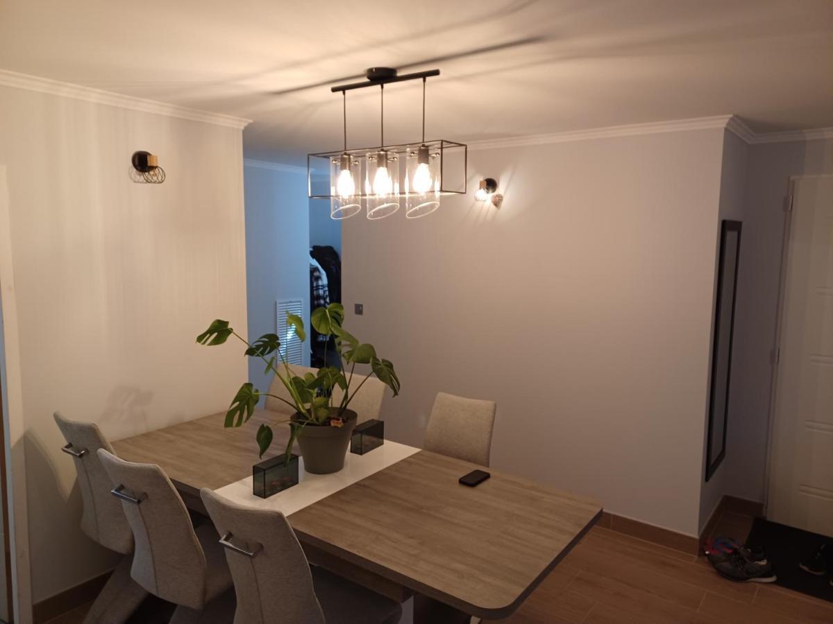 Chambre Privee/Climatisee+Tv /Petit Dejeuner Inclu/Tout Confort Nevers Extérieur photo