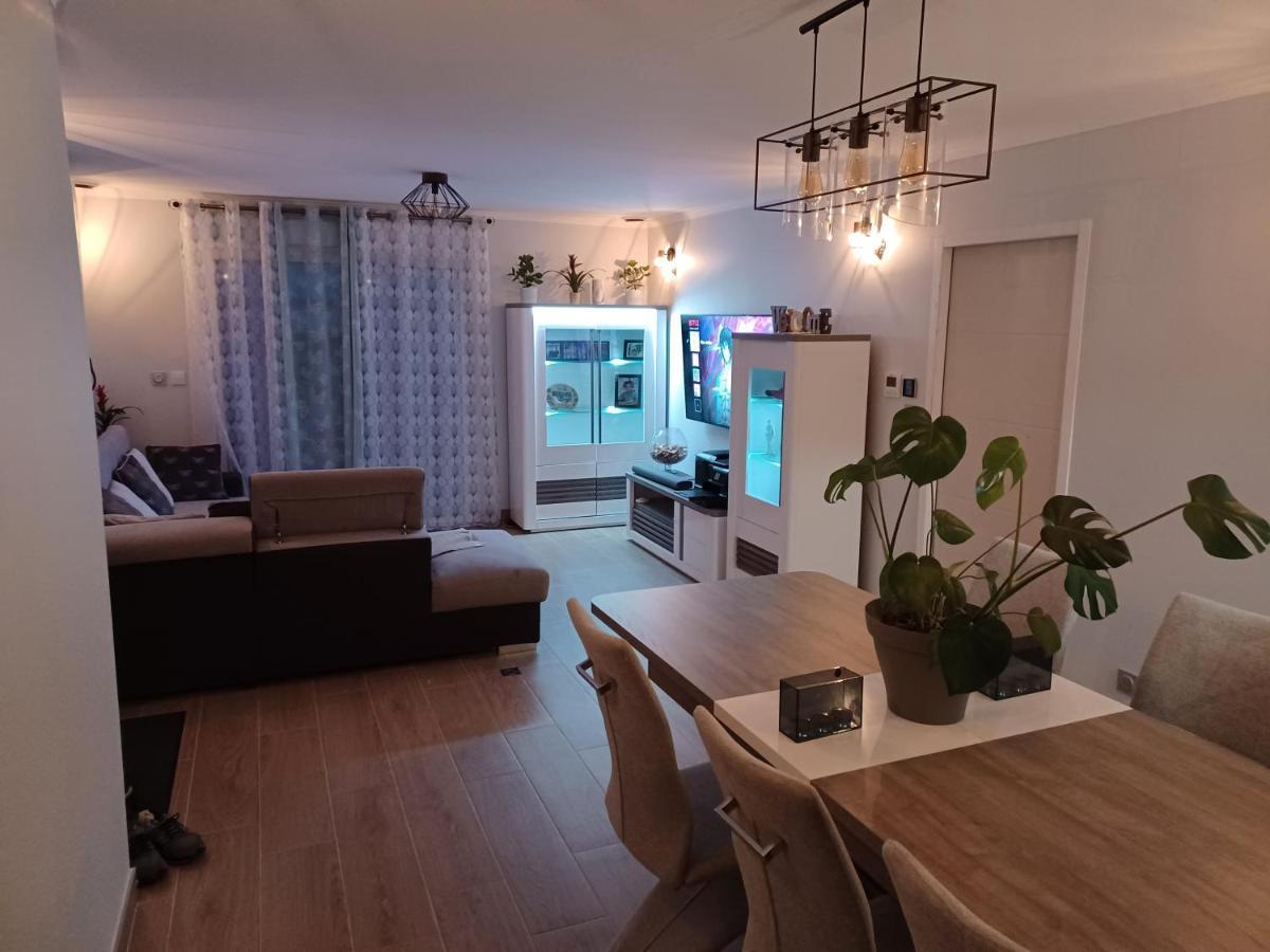 Chambre Privee/Climatisee+Tv /Petit Dejeuner Inclu/Tout Confort Nevers Extérieur photo