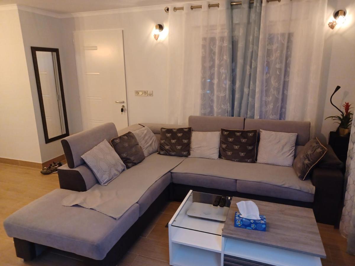 Chambre Privee/Climatisee+Tv /Petit Dejeuner Inclu/Tout Confort Nevers Extérieur photo